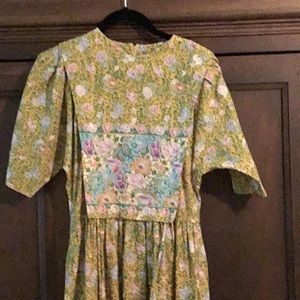 Women’s floral dress size for like new